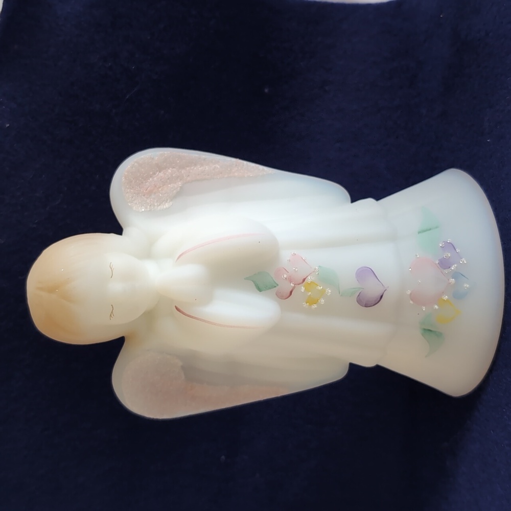 Fenton Angel Figurine Praying with Hearts Signed White Satin Glass